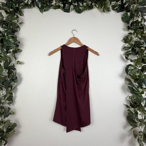 Athleta Athletic Scoop Neck Open Tie Back Tank Top Maroon Women’s Size S - Picture 2 of 9